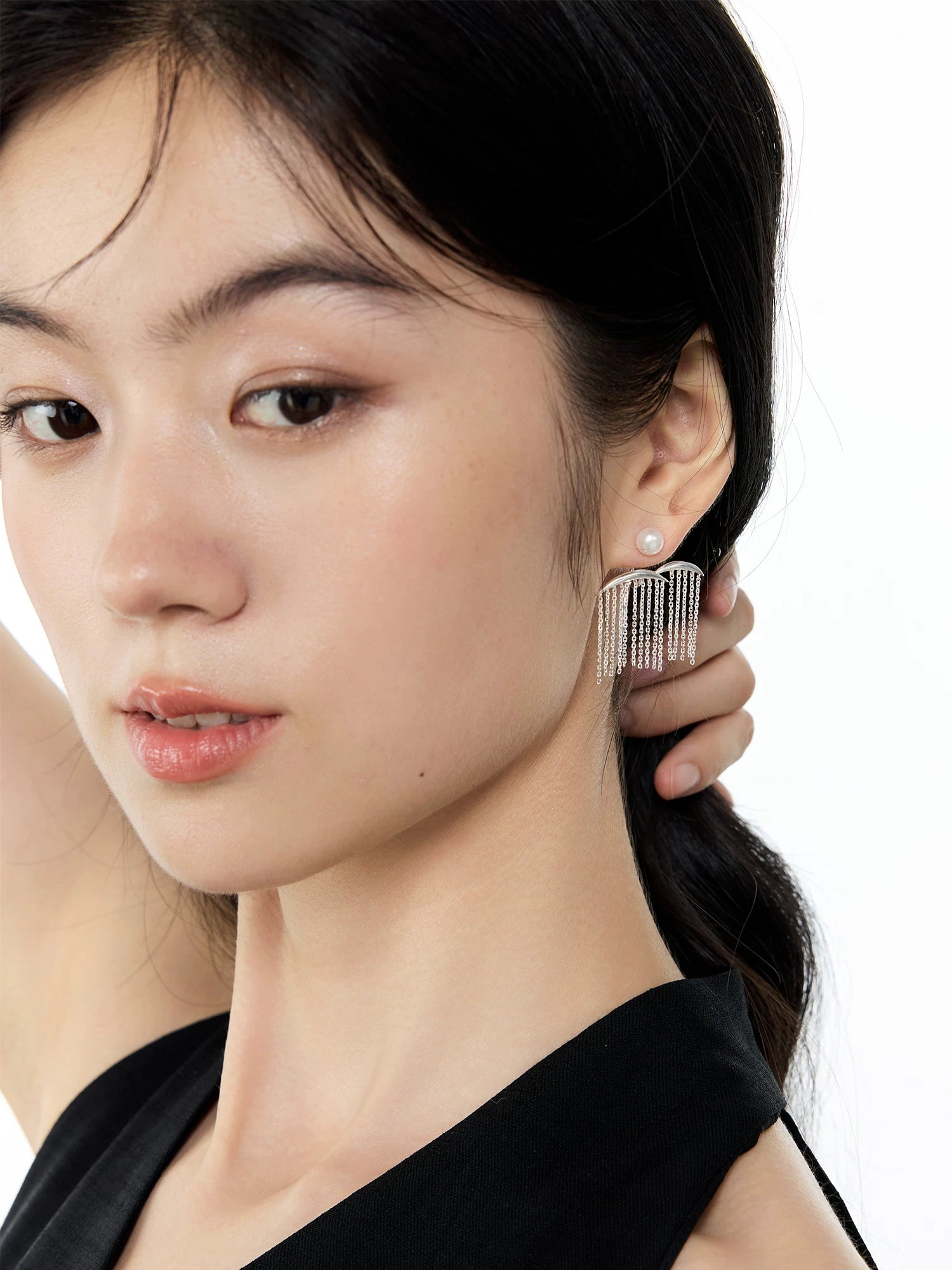 NO SOLUTION Vintage Pearl Tassel Earrings