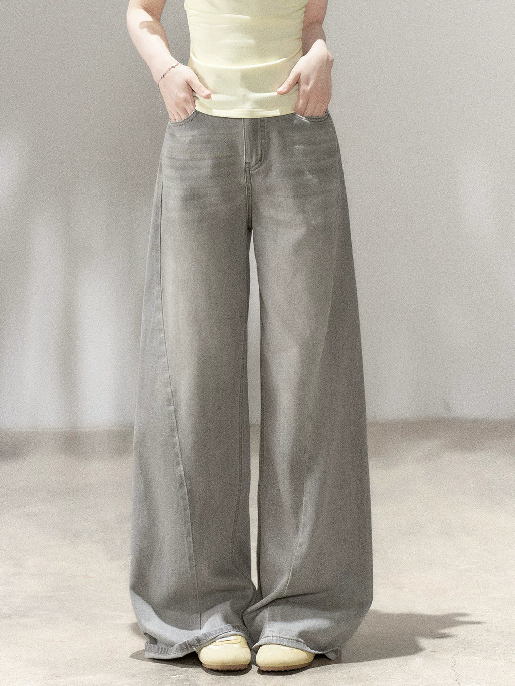 Wildberry Vintage Wide Leg Versatile Jeans