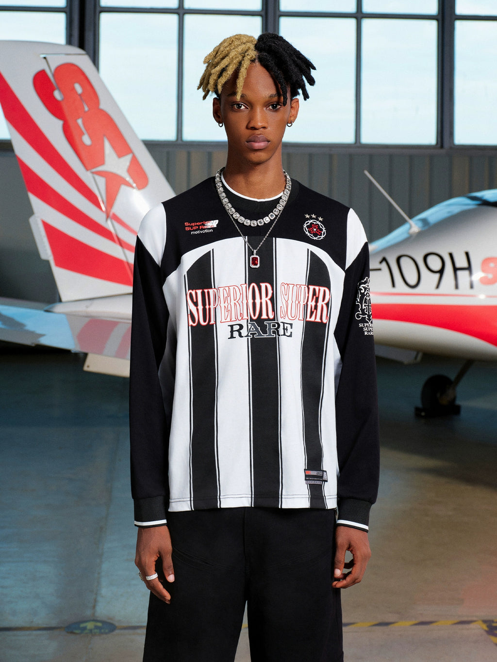 SSR Nailed Diamond Embroidery Crew Neck Loose Stripe Football Long Sleeve