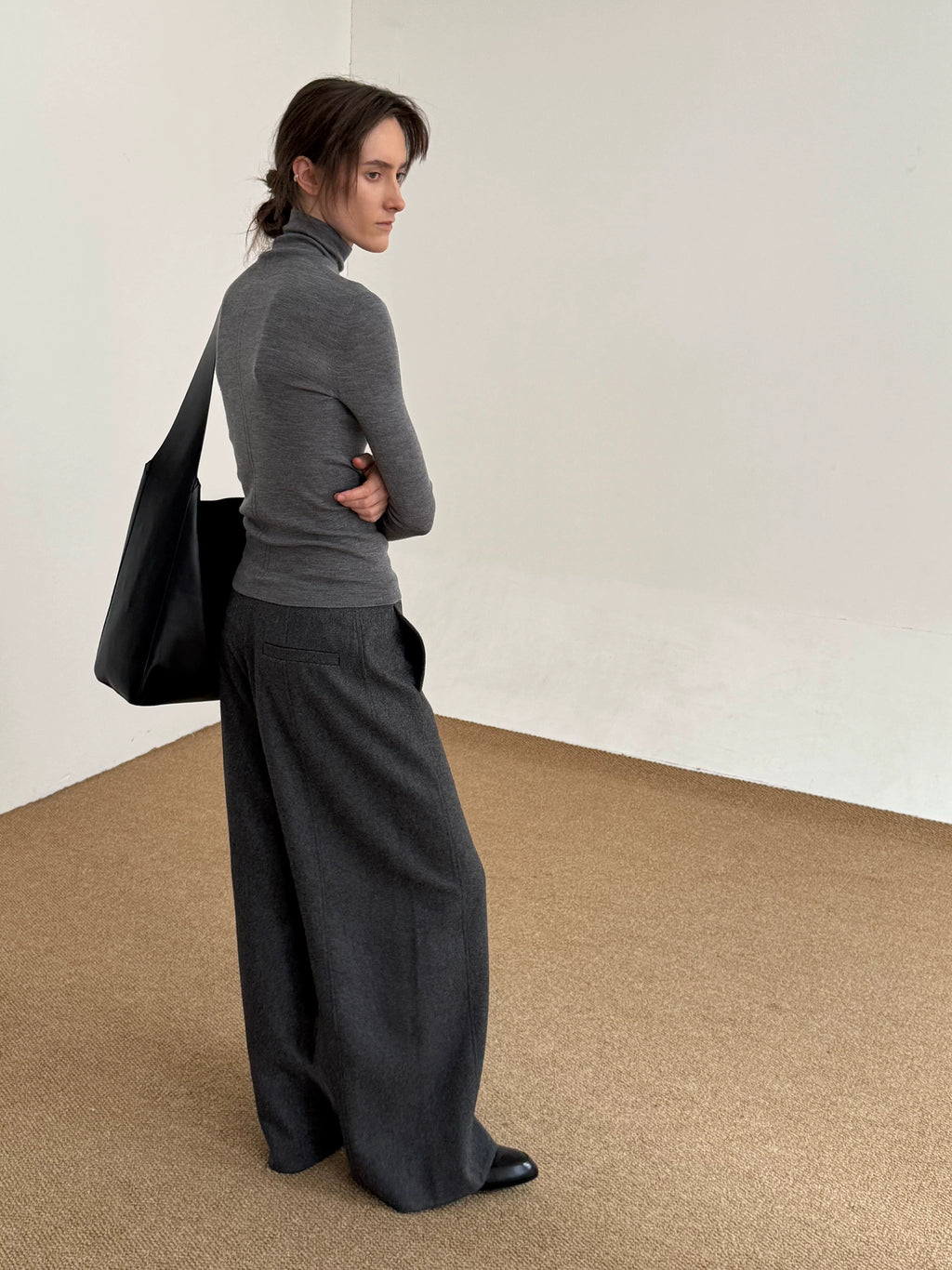 COLN Woolen Straight Skinny Casual Pants