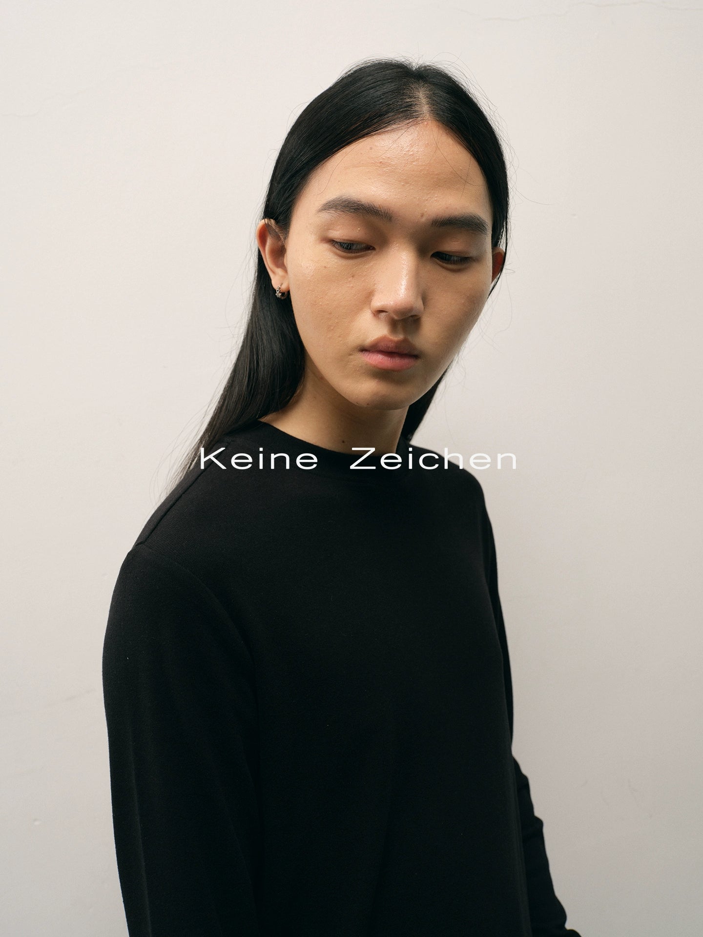 NO LOGO Round Neck Half Turtleneck Warm Long Sleeves