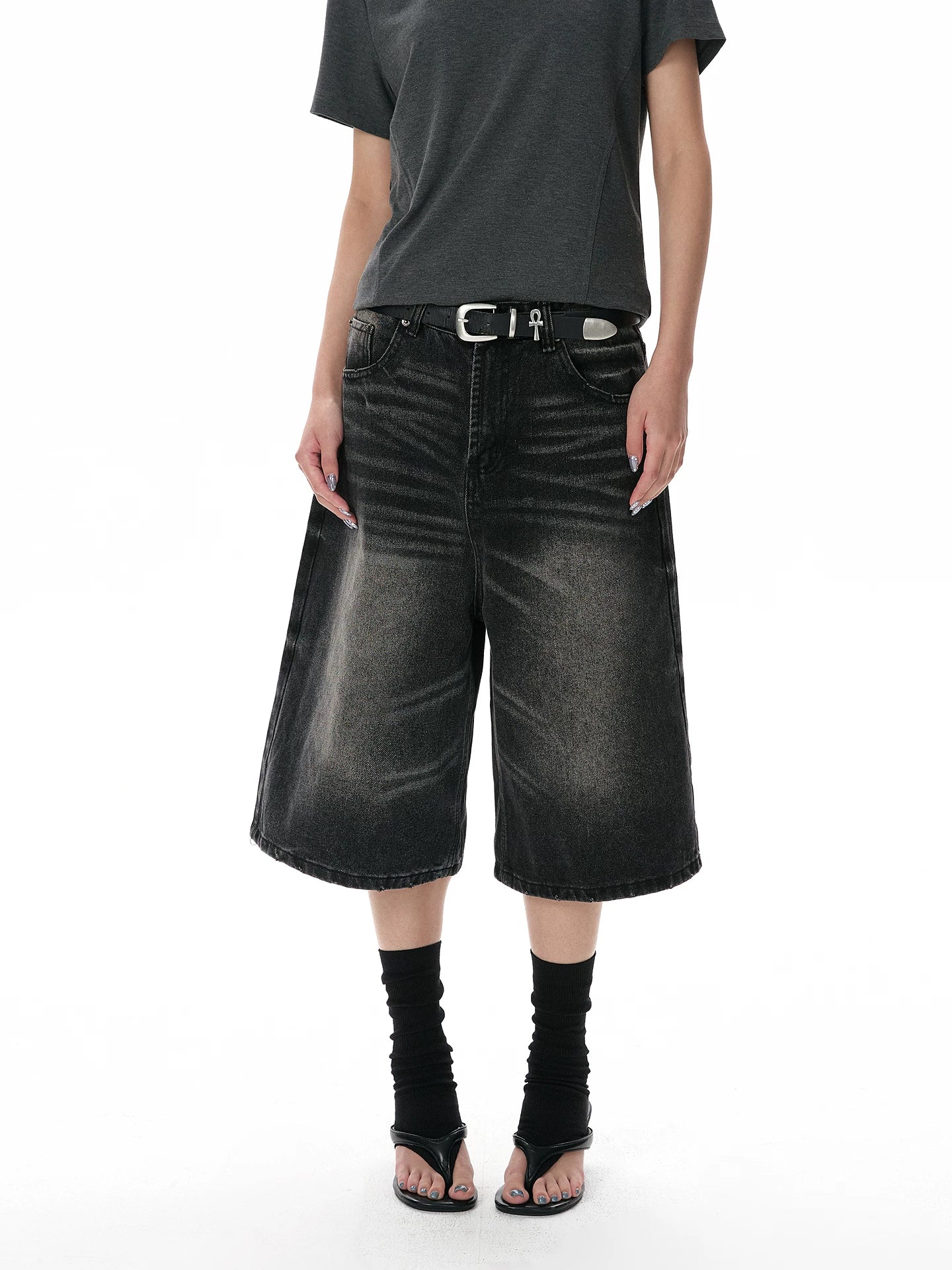 A PUEE Retro Denim Loose and Versatile Cropped Pants