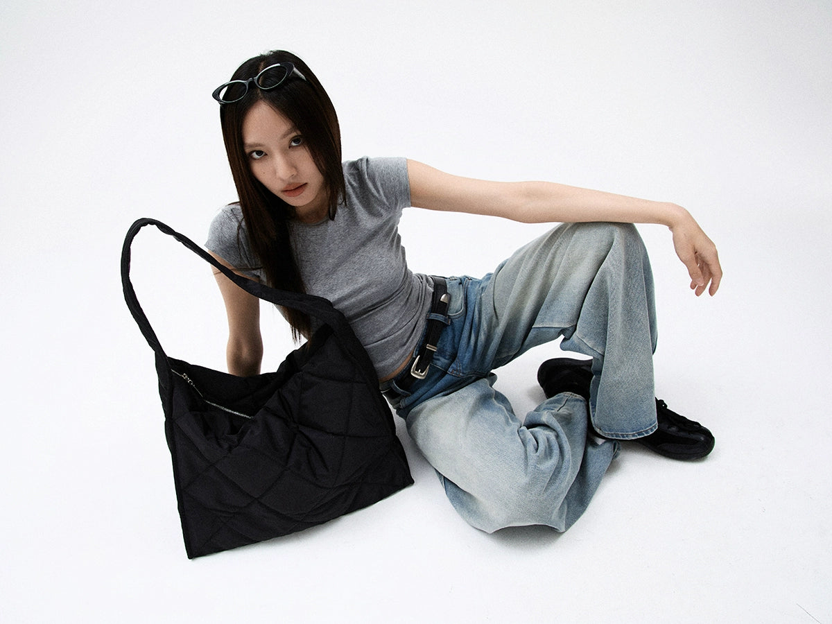 BINGBONG Simple Large-capacity Commuter Messenger Shoulder Bag