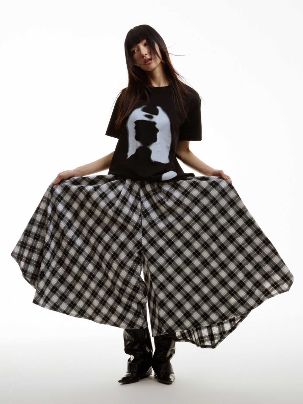 FUNKYFUN Blur Portrait Direct Injection Printing Tee
