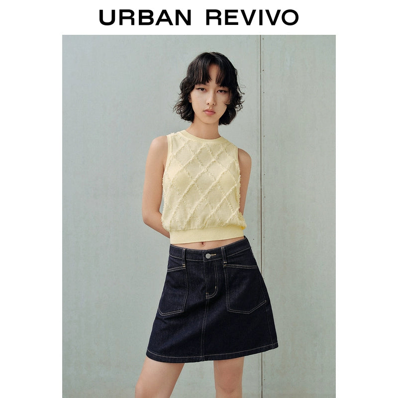 URBAN REVIVO Elegant Three-dimensional Rhombus Texture Knitted Sweater