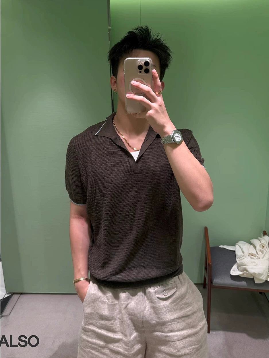 SEE ALSO Soft Waxy Lapel Short-sleeved Knitted Sweater