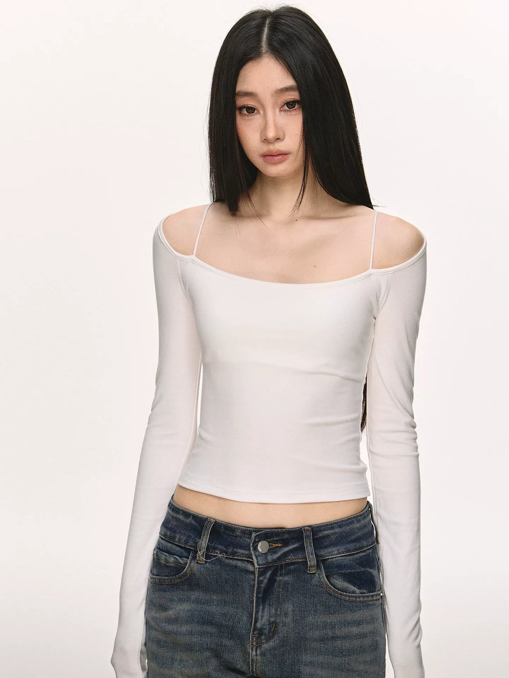 Anna Aneae Slim Off-Shoulder Short Long Sleeves