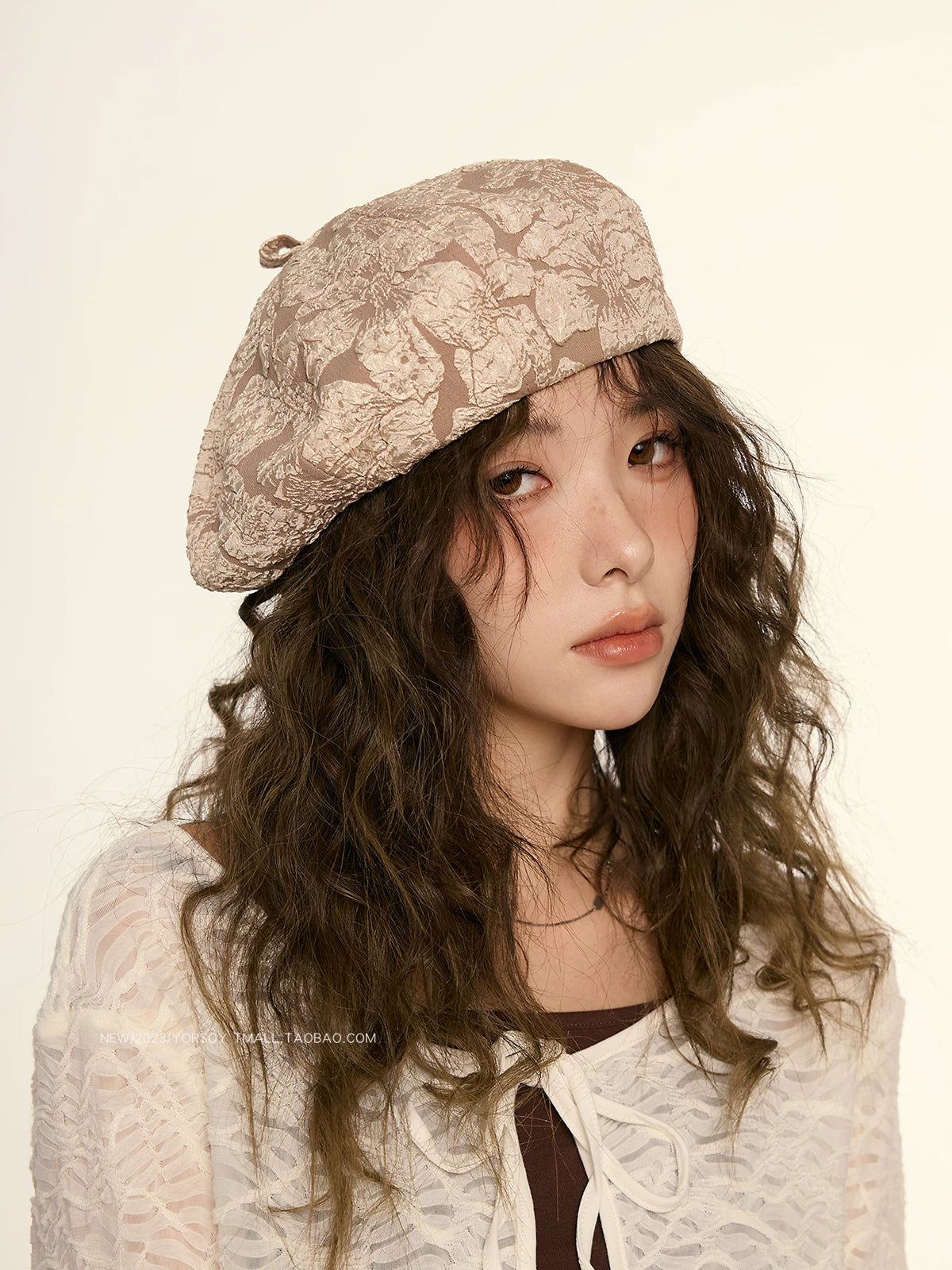 YORSOY Embossed Textured Face Small Casual Beret