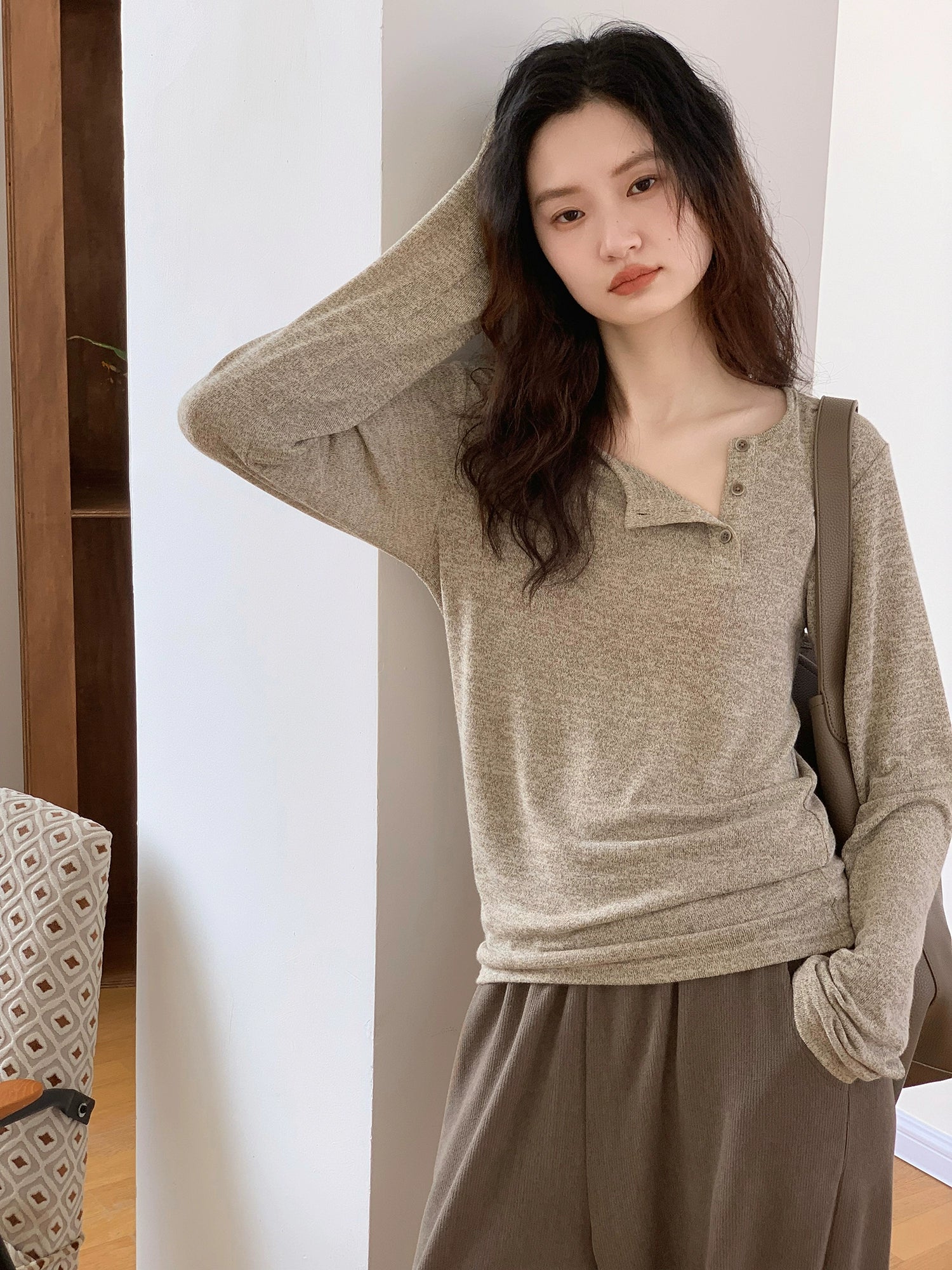 EM Diagonal Button Design Knitted Long Sleeve