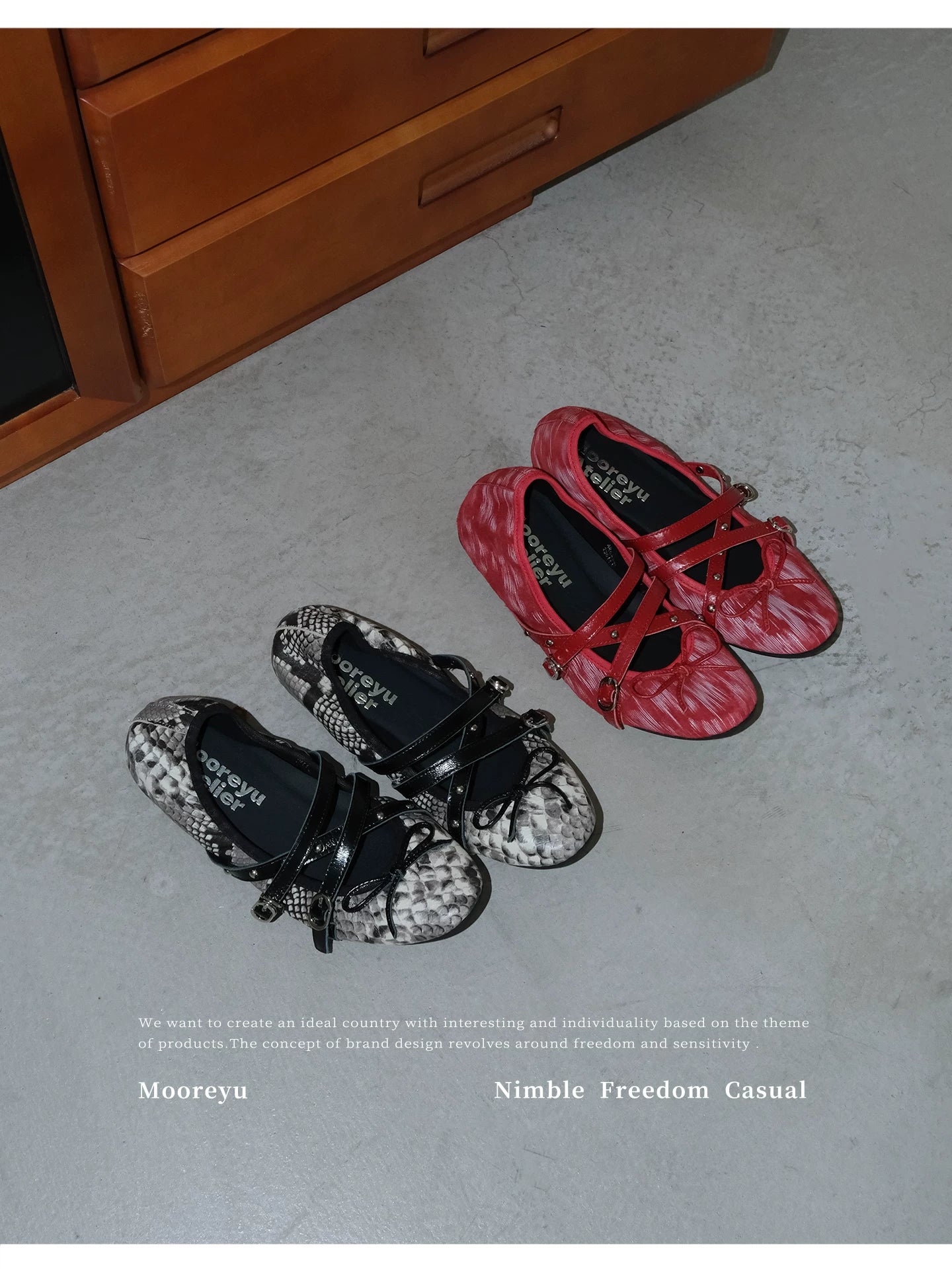 Mooreyu Snake Bow Cross Strap Flats