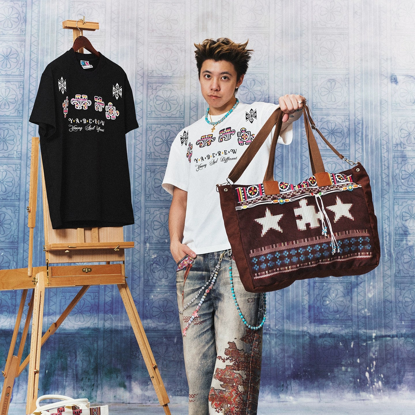 YADcrew Printing Wool Mechanism Crossbody Handbag