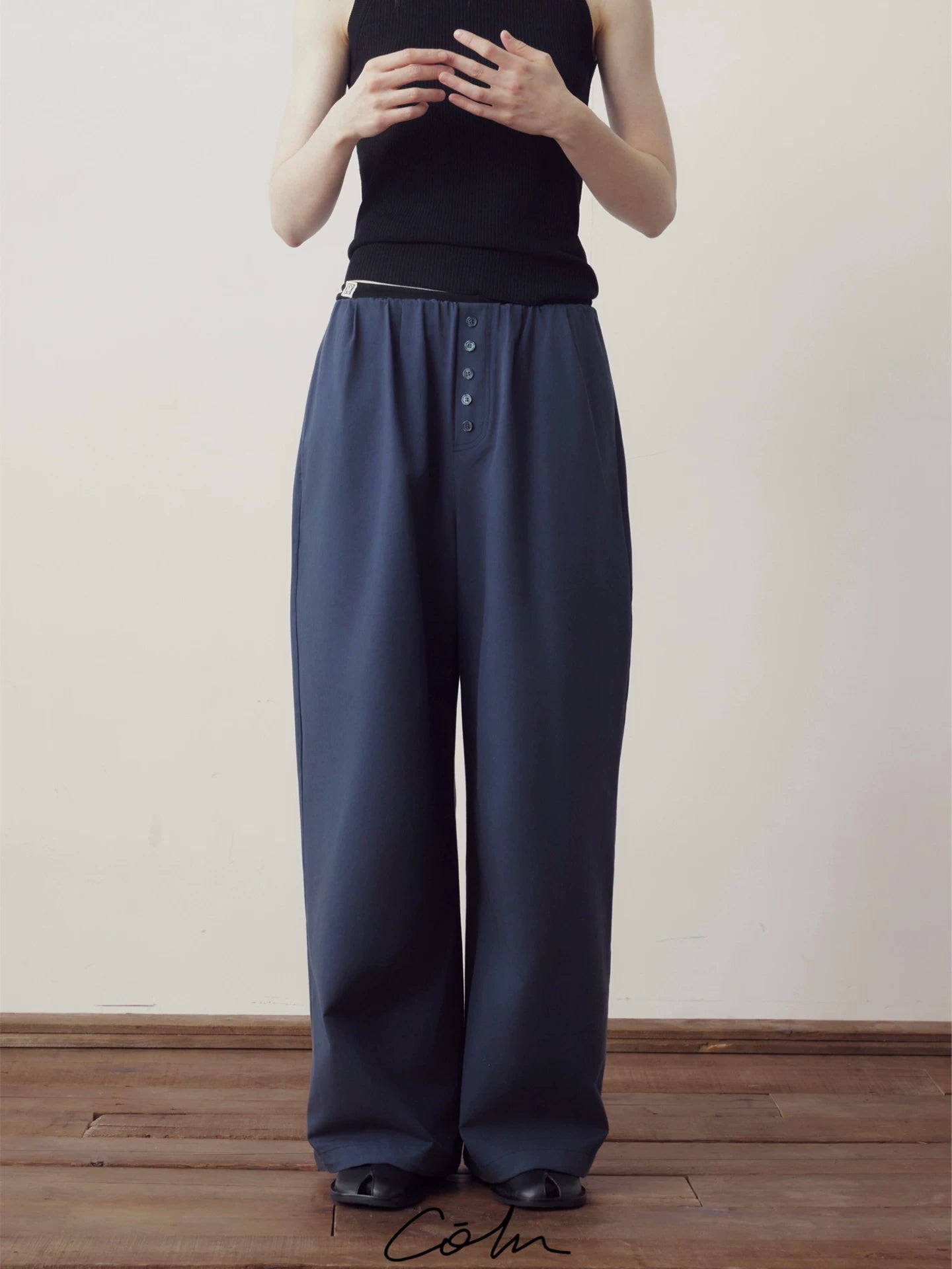 COLN Single-breasted Elastic Waist Slacks