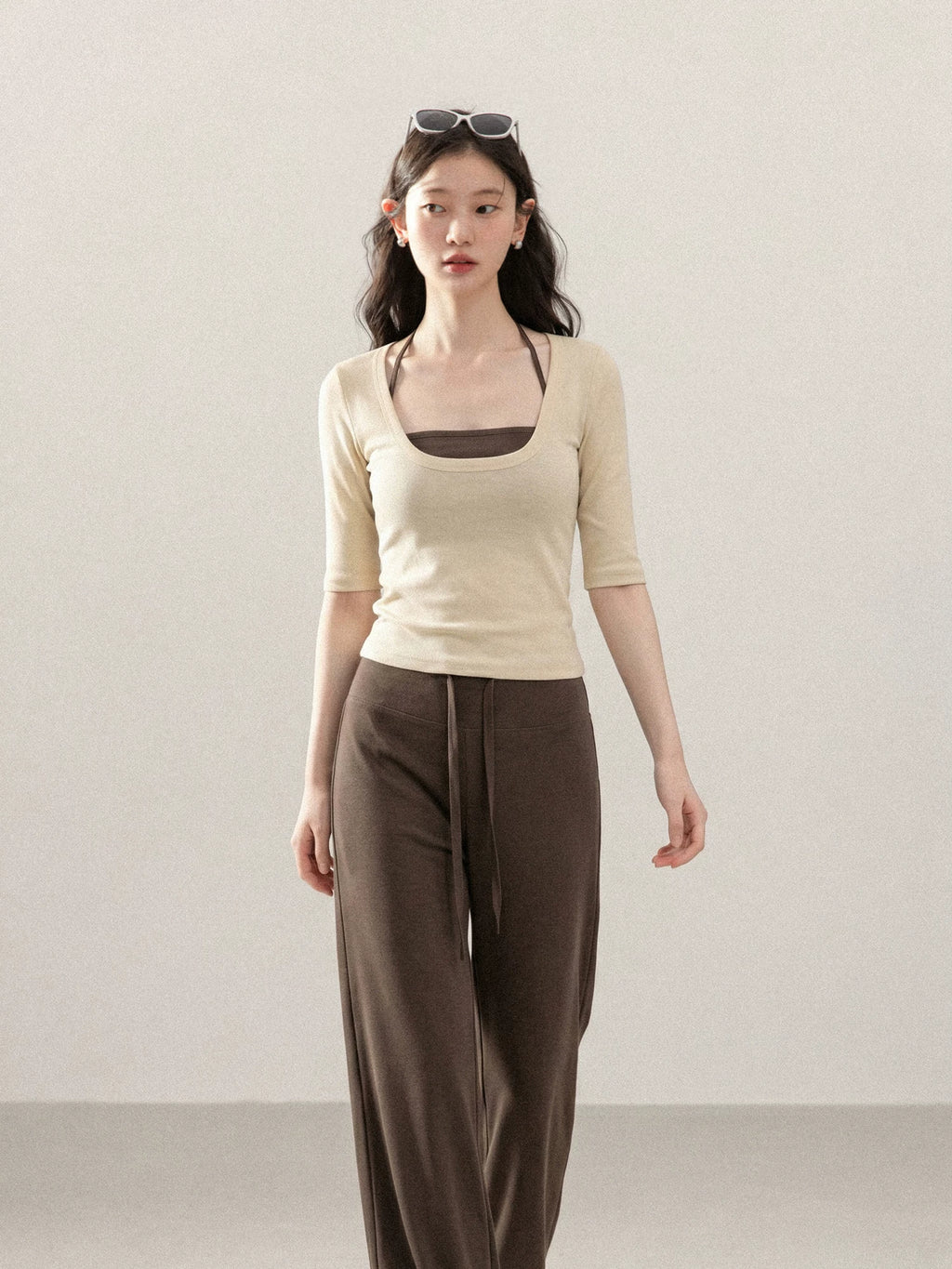 Cantonstory U-neck Suspender Five-quarter Sleeve Tee Slacks Set