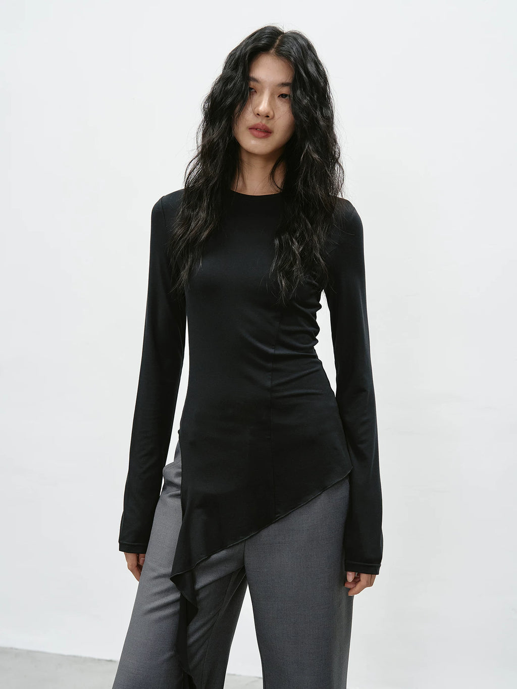 EIGHTHMONTH Split Streamer Slim Long Sleeve