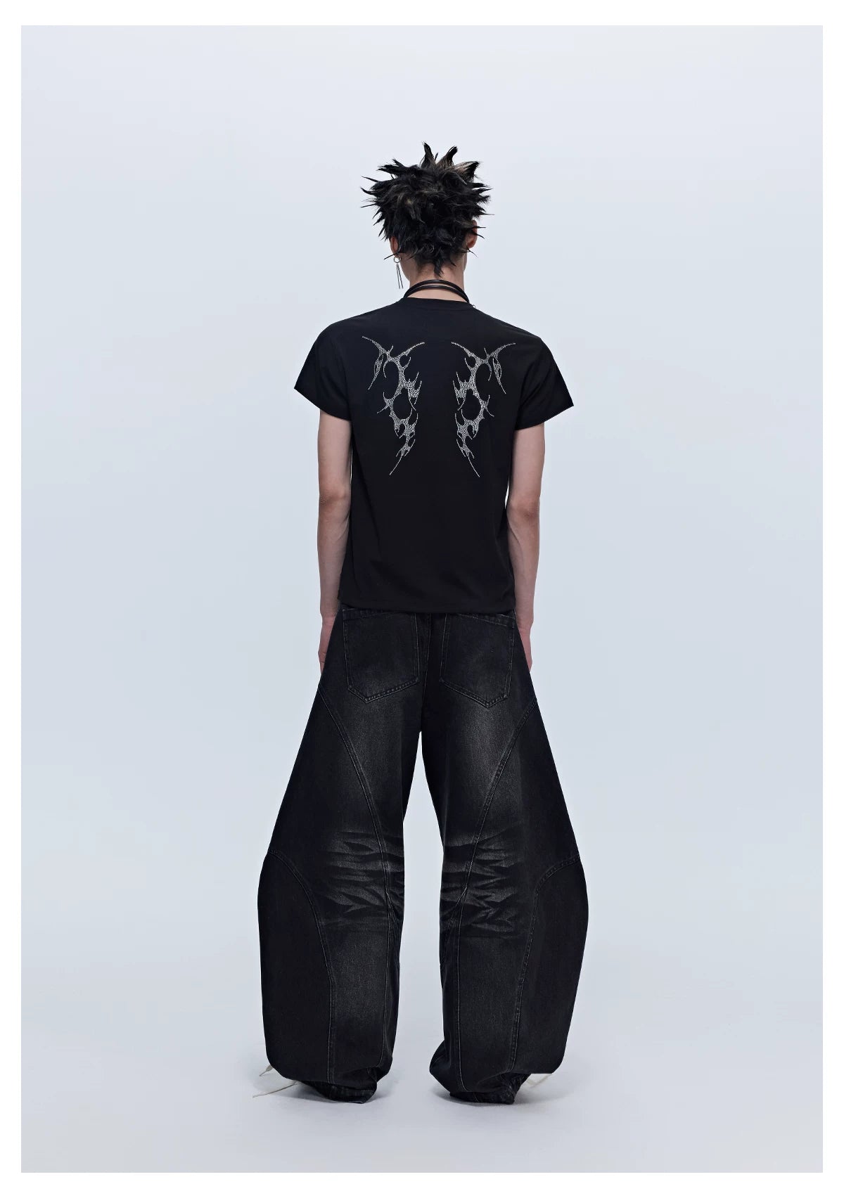 SGW Hot Diamond Slim Neck Tee