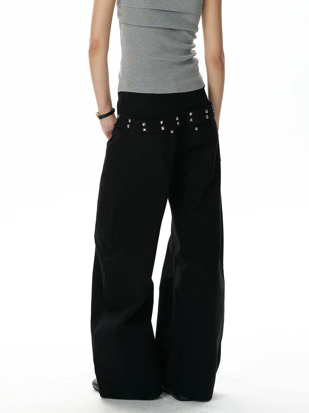 A PUEE Vintage Rivet Belt Straight Pants