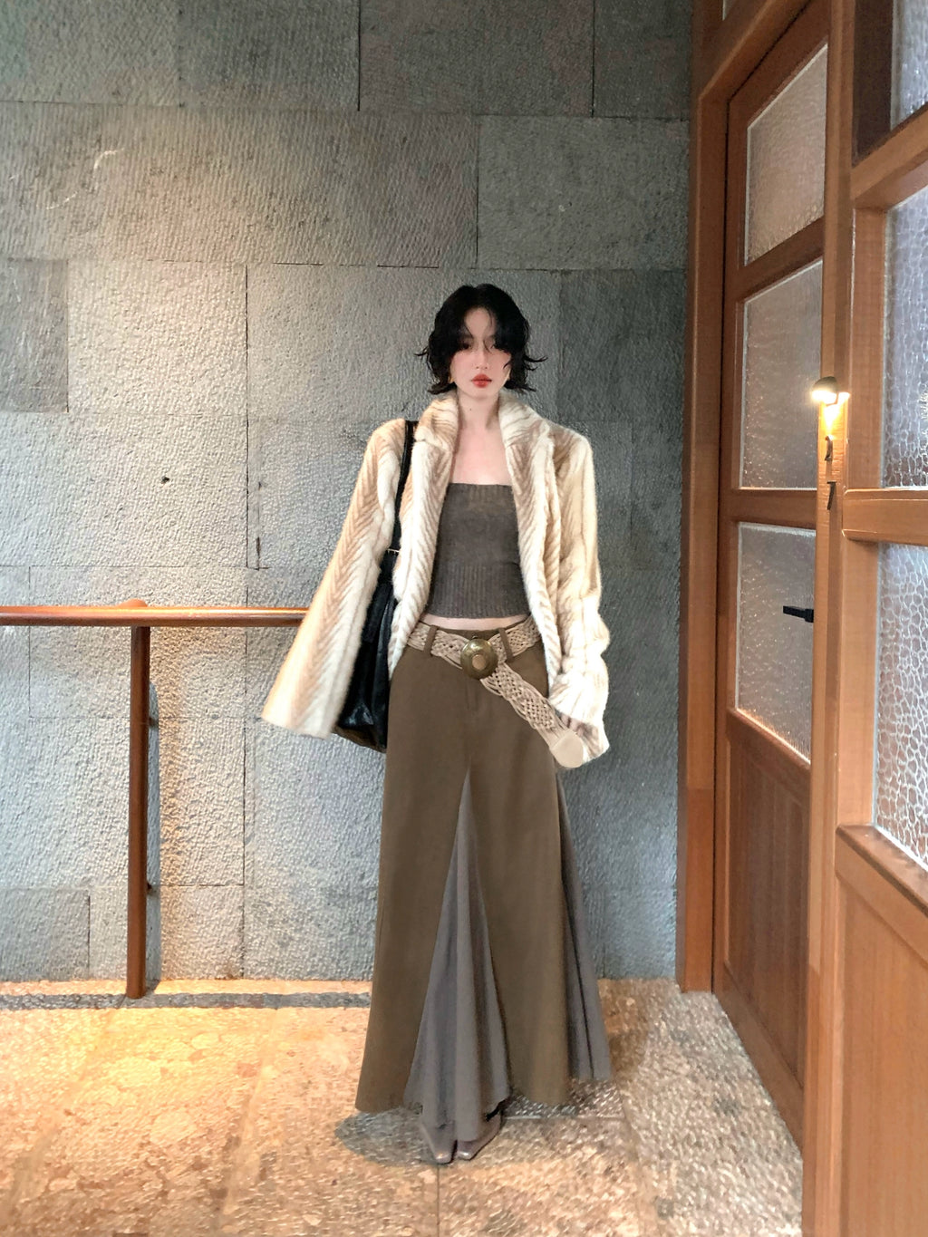 KELIFAN Retro High-waisted Woolen Splicing Big Swing Skirt