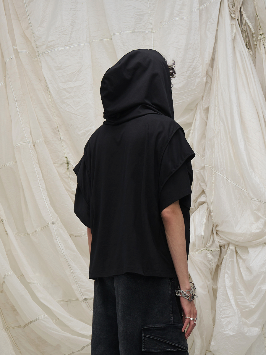 RELABEL Is Detachable and Comes with A Decorated Large Hood