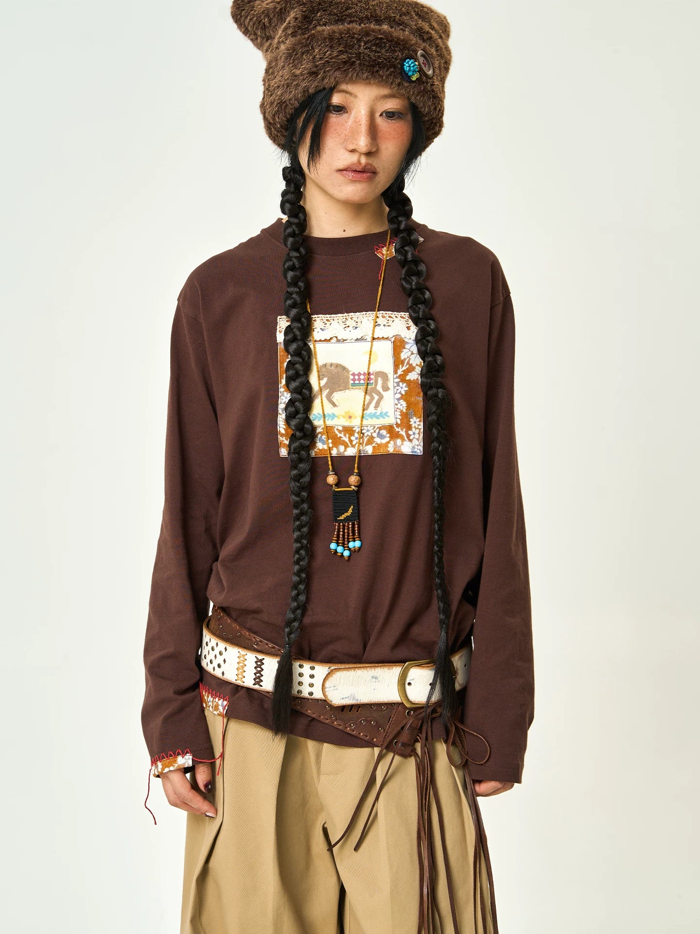 Enteralt Pony Yarn Patch Loose Long Sleeve