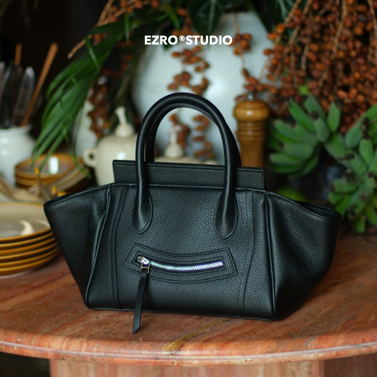 EZRO First Layer Cowhide Portable Messenger Bag
