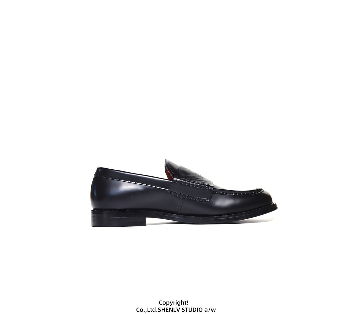 SHENLV STUDIO Vampire embossed cowhide loafers