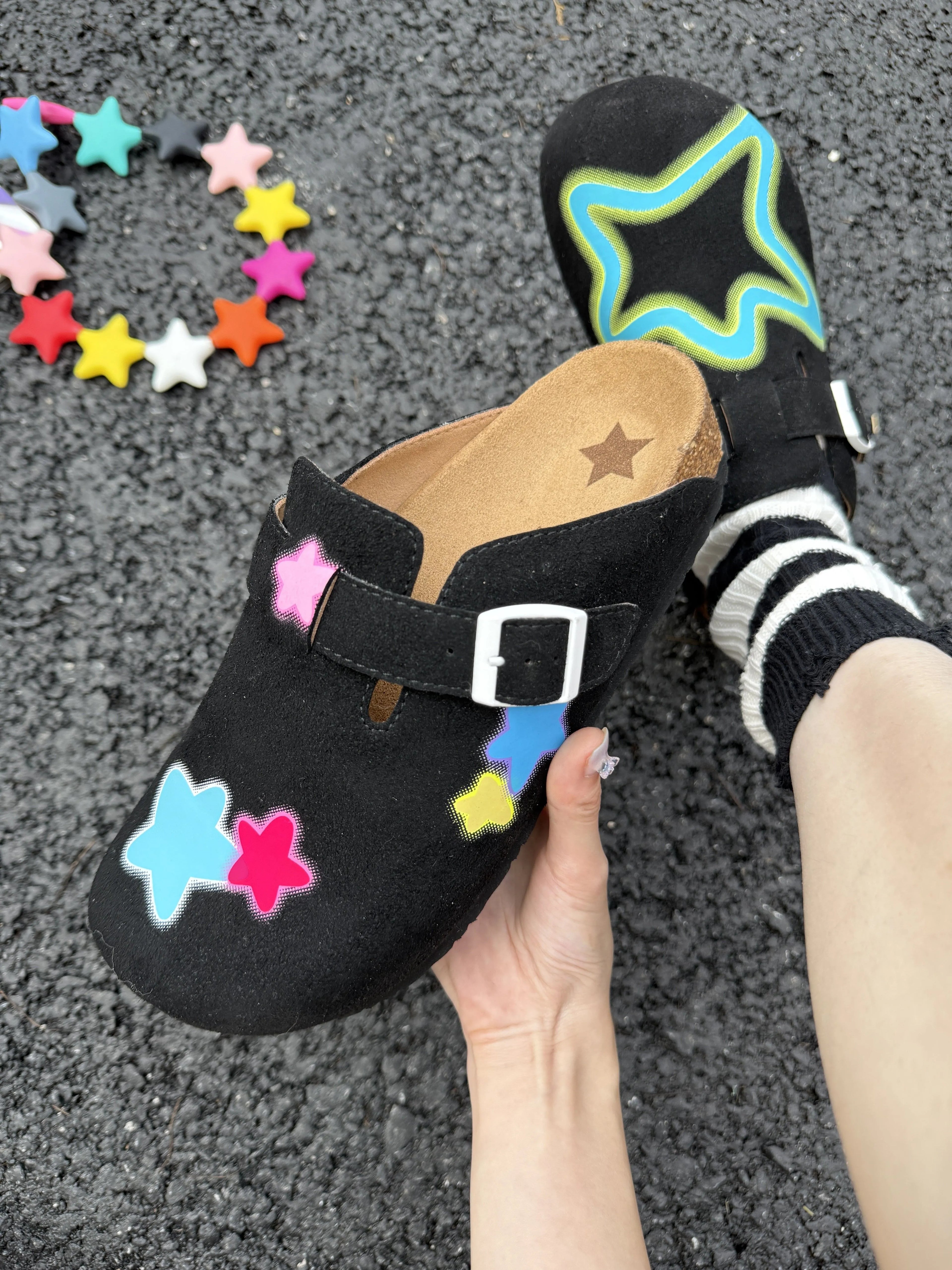 Cat & Sofa Polka Dot Star One Foot Outside Wearing Shoes