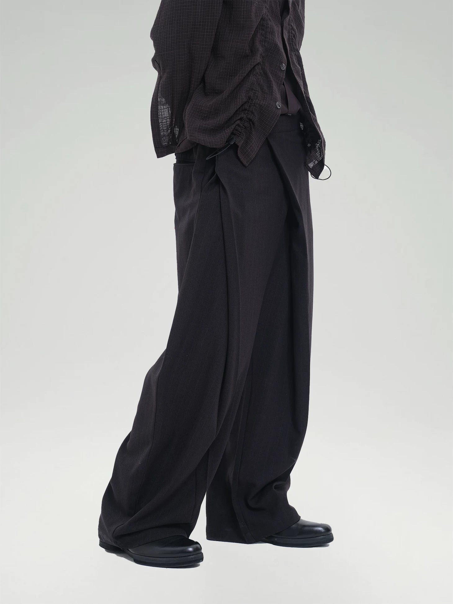 TZ Striped Pleated Loose-fitting Wide-leg Trousers