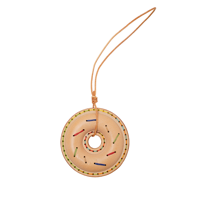Momogigi fun food series, handmade custom retro vegetable tanned cowhide three-dimensional donut bag pendant