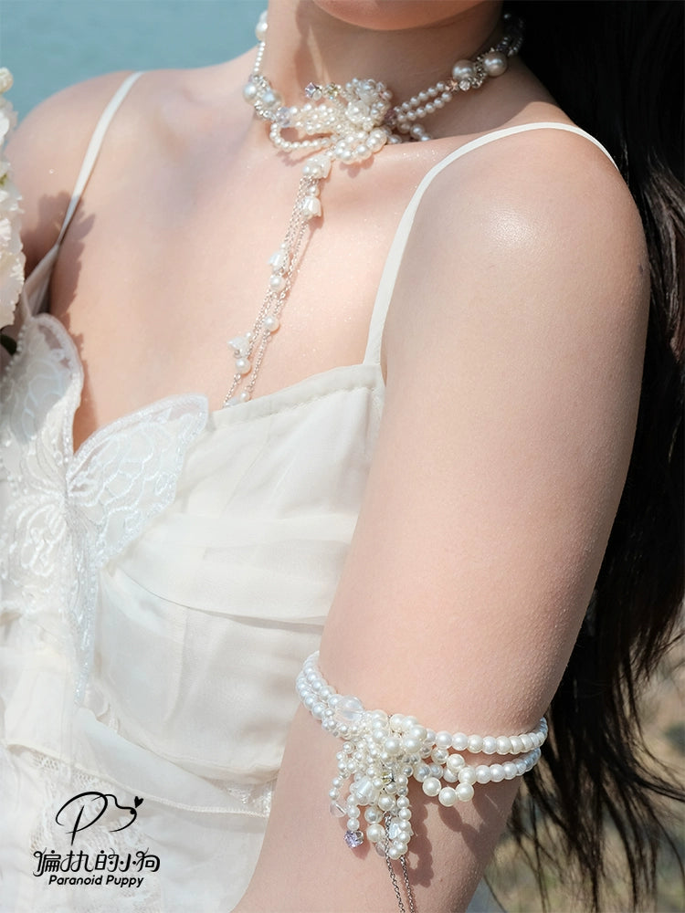 ParanoidP Pearl Flower Fringed Arm Ring
