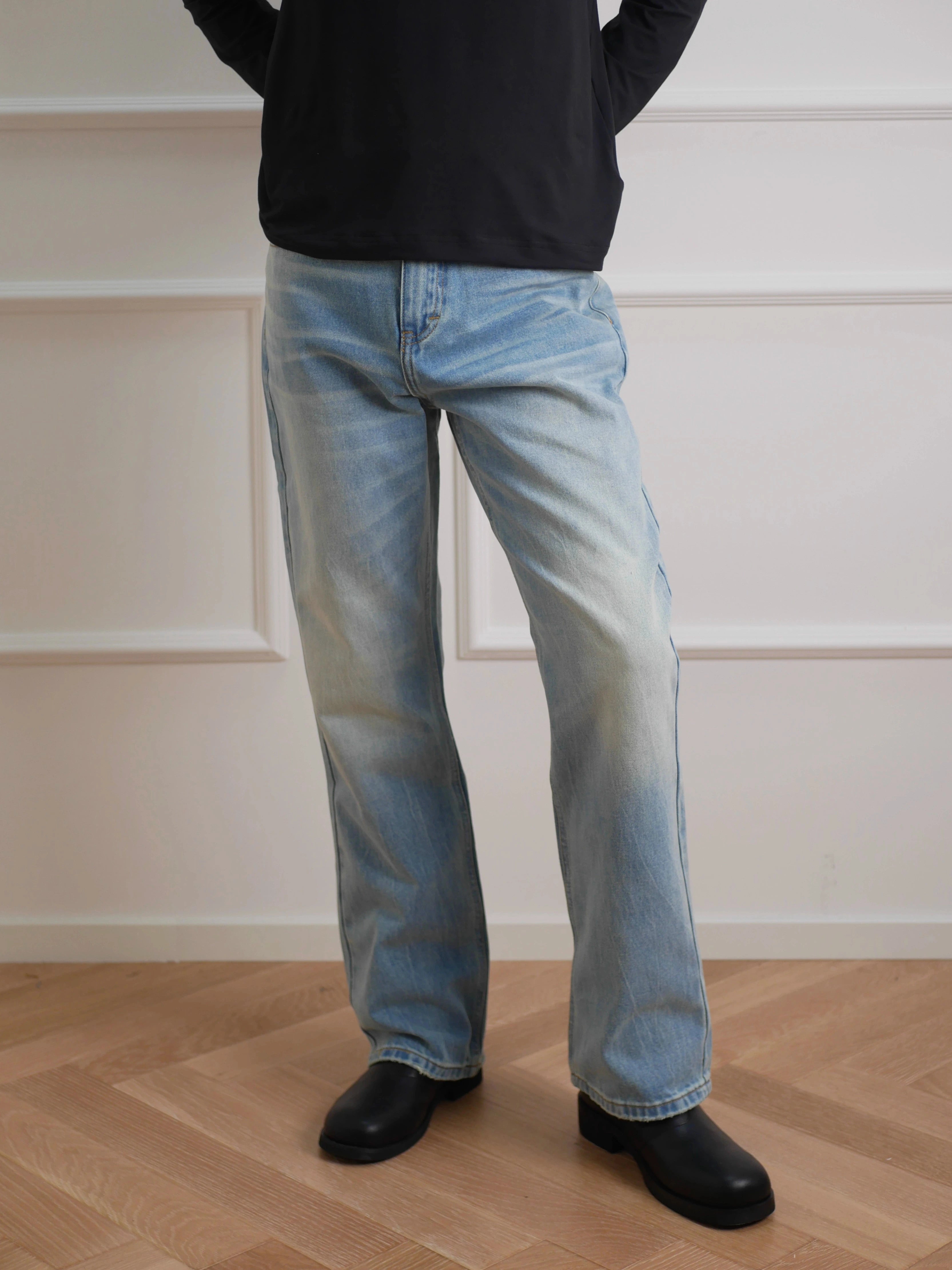 NO LOGO Slightly Washed Old Jeans