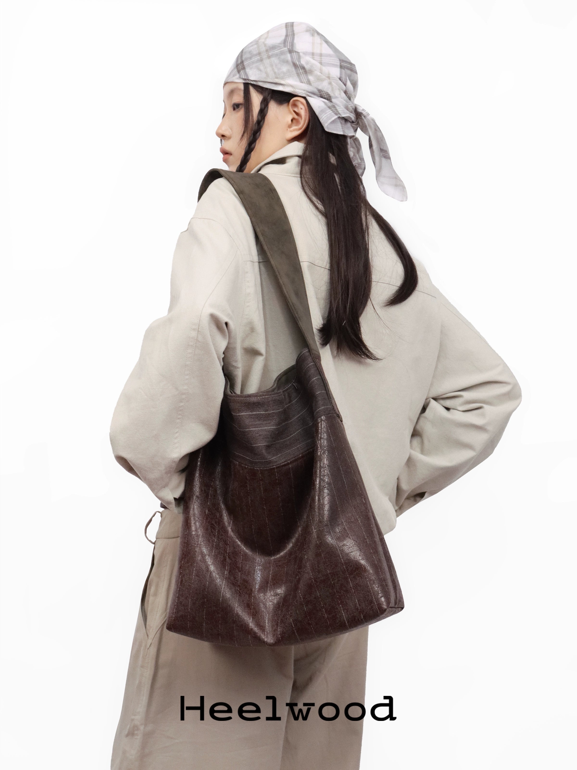 Heelwood New Chinese Bucket Shoulder Bag