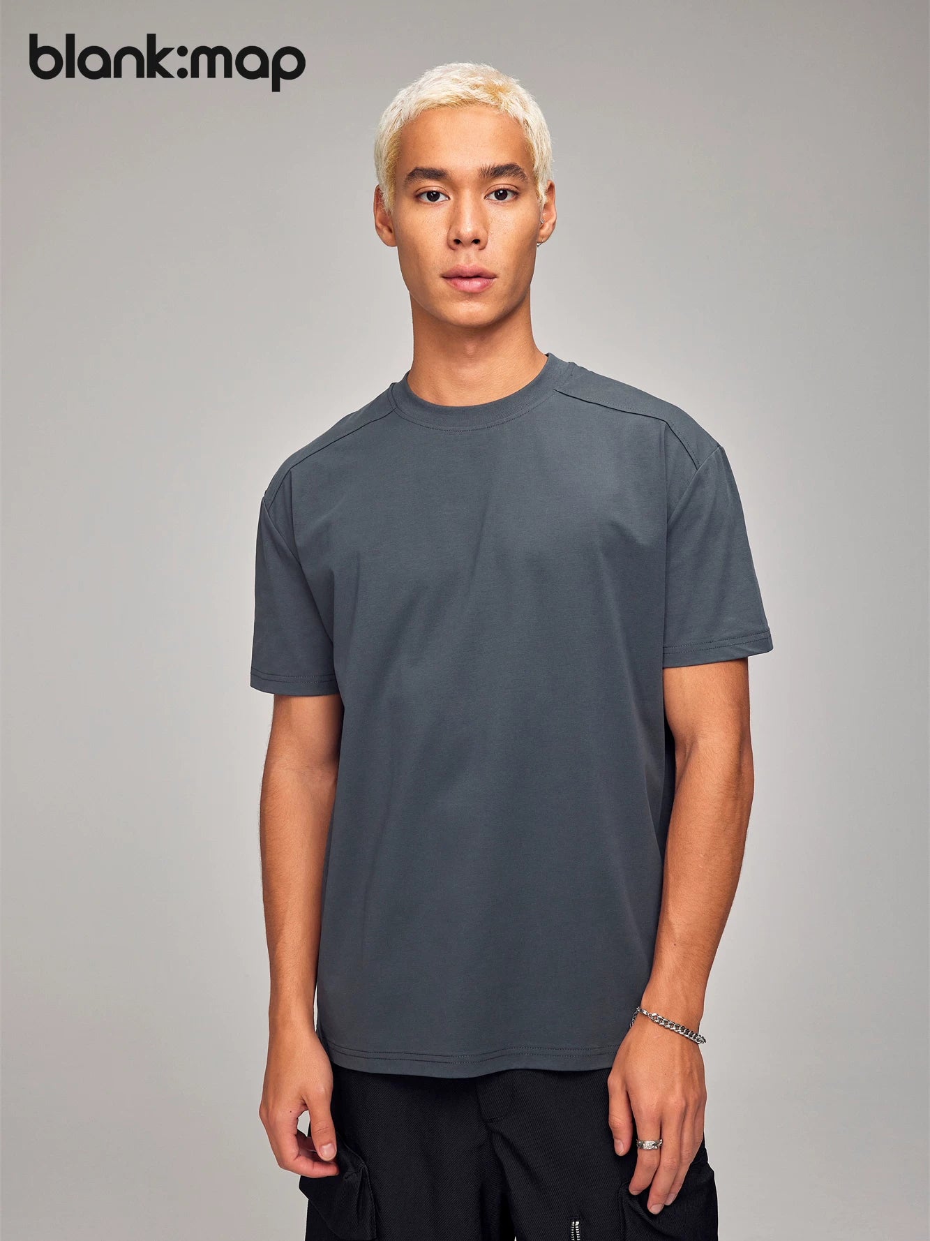 Blank Map Shoulder Cool Loose Tee