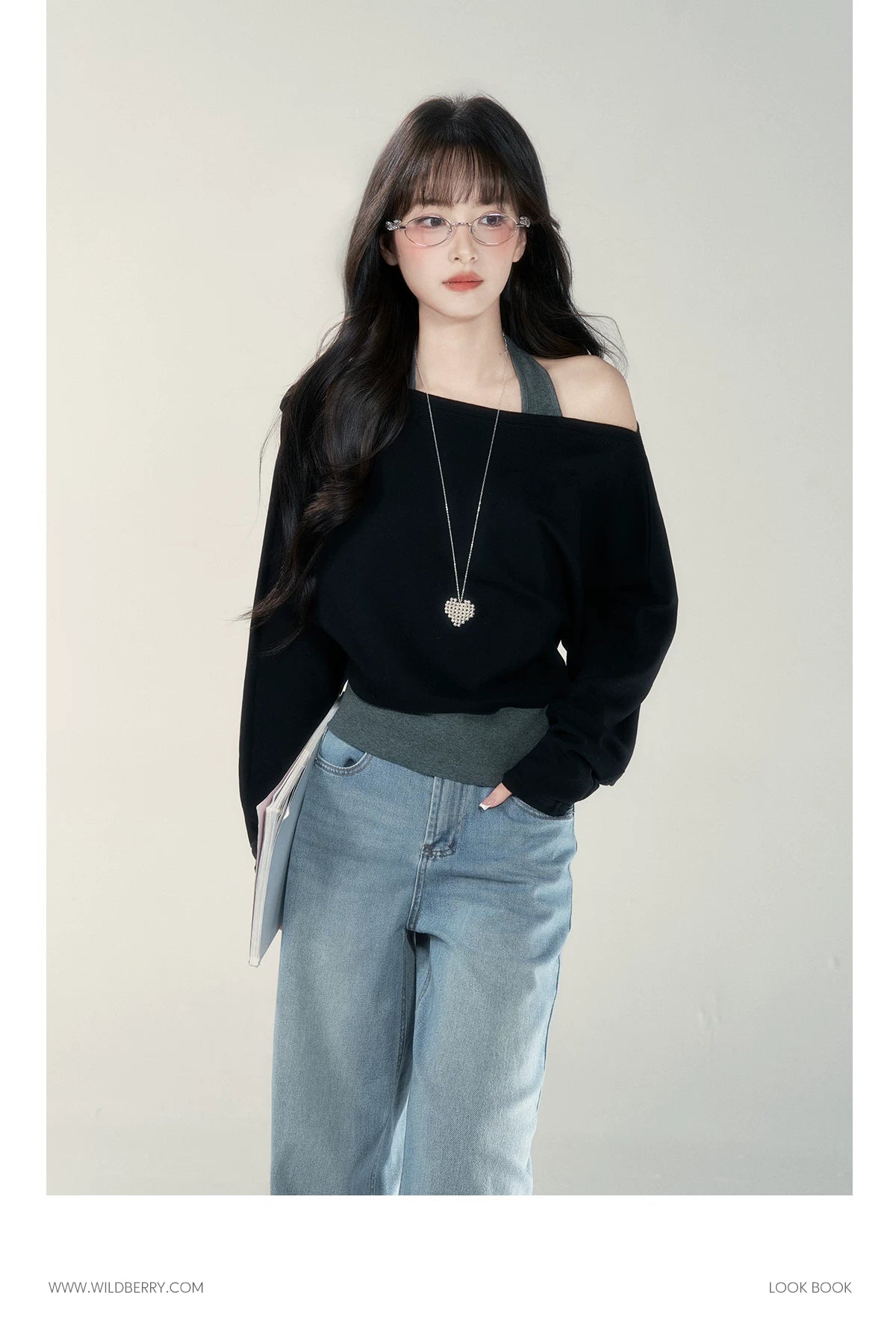 Wildberry Has A Shoulder Halterneck and Slim Long Sleeves