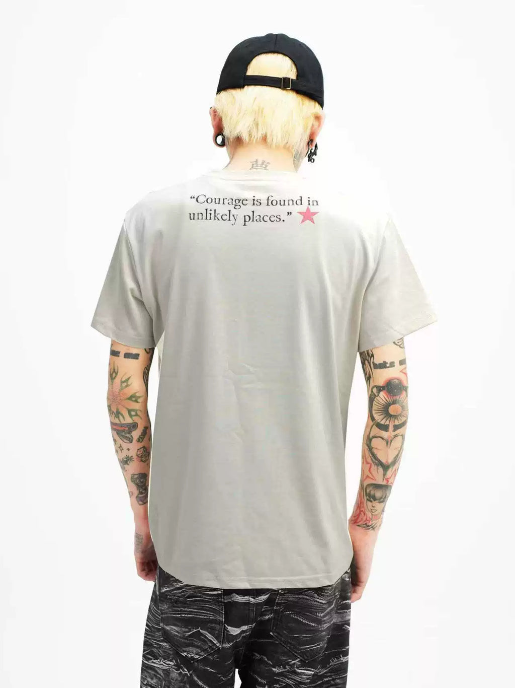 DETW Light Asian Punk Print Slogan Tee