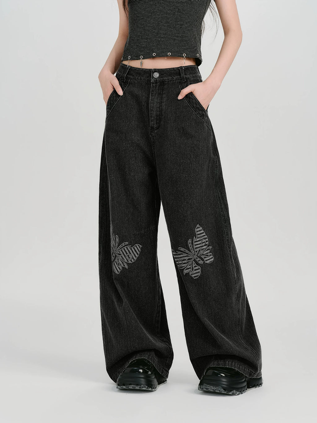 Girlyhalo Vintage Patch Embroidered Straight Jeans