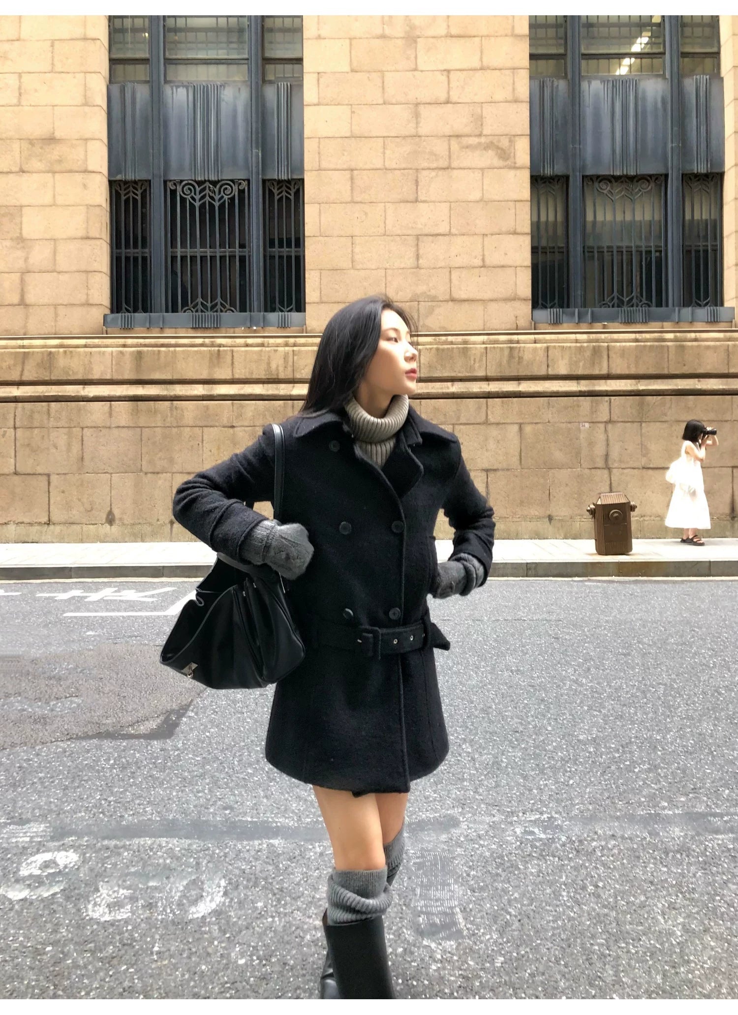 YOUNG KYLIN Premium Korean Short Front Shoulder Coat