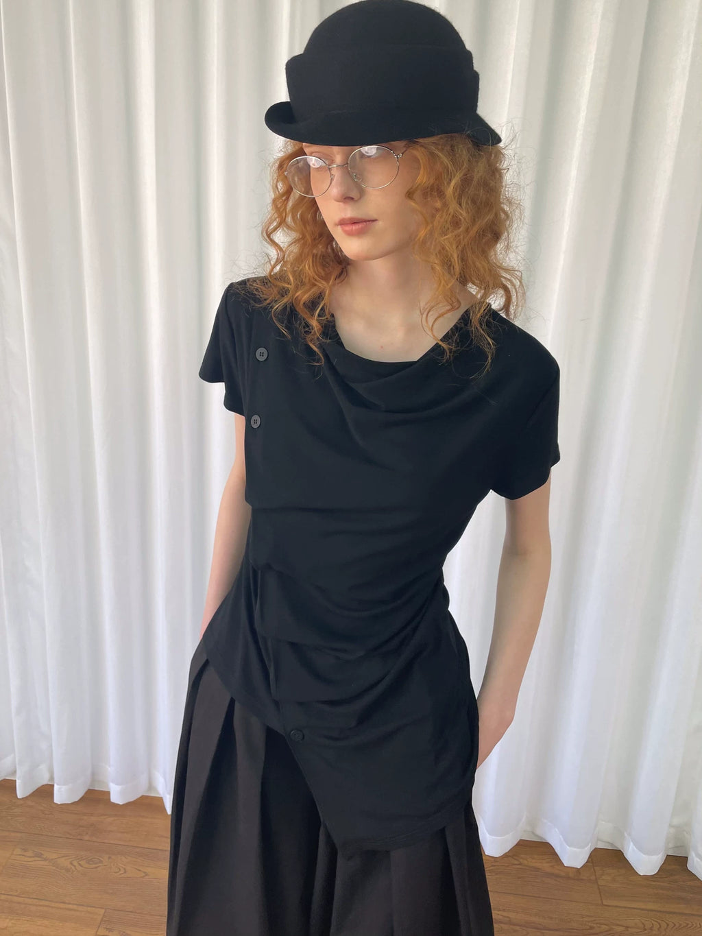 Loosesmell Chest Folds Thin Irregular Tee