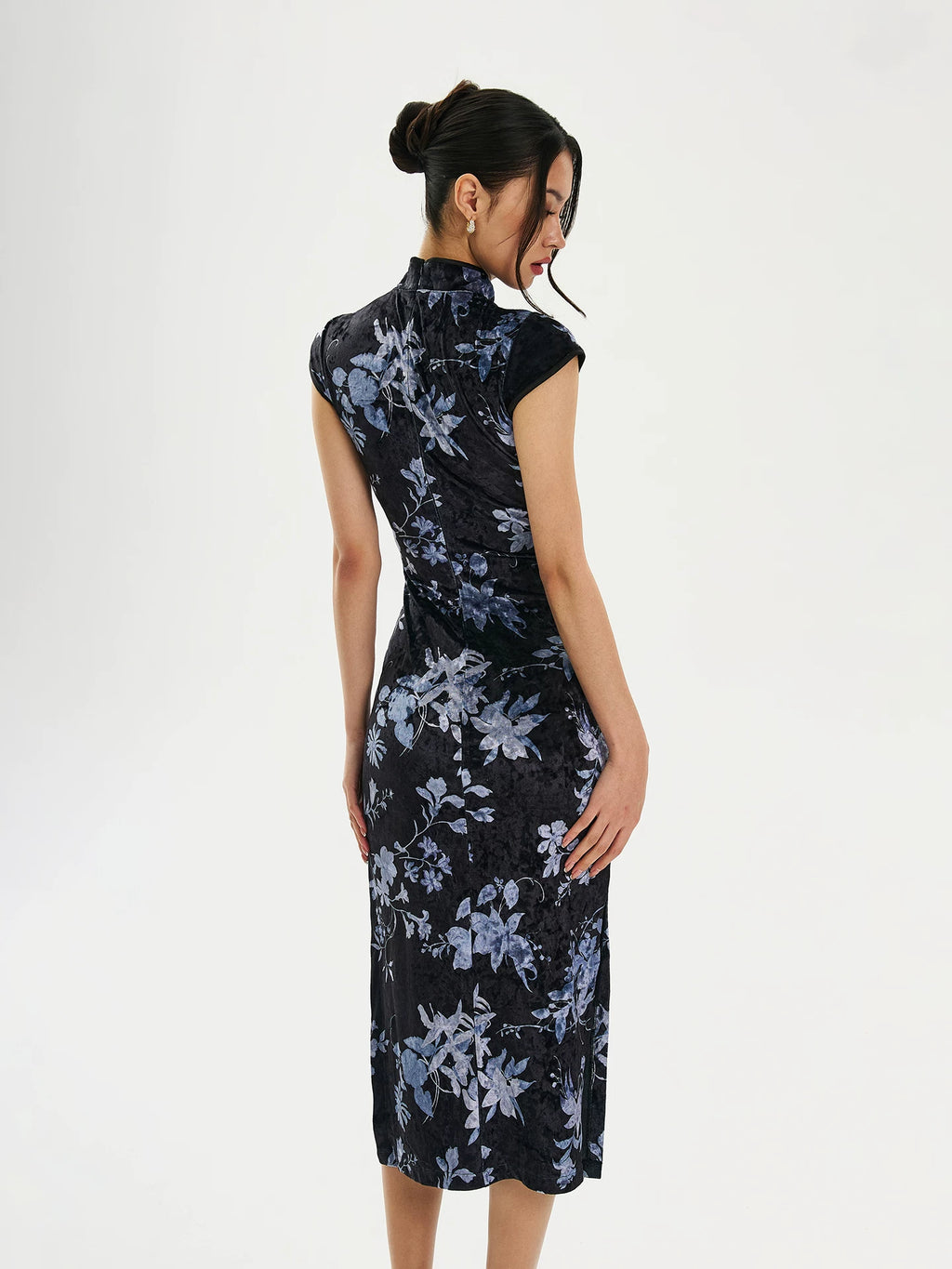 FINDYAWINGS Thin Velvet Long Split Cheongsam