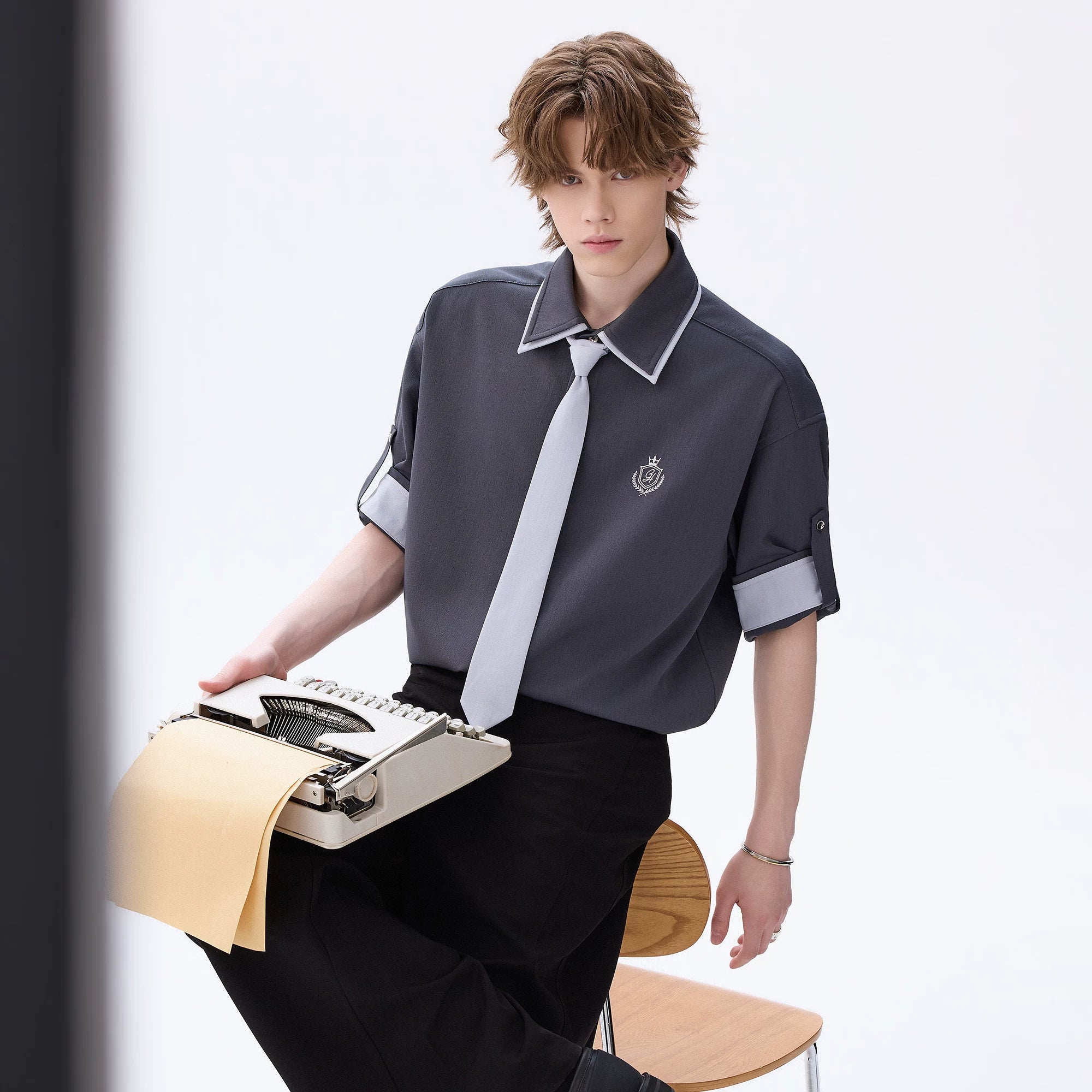 CHOR Double Neck Contrast Tie Loose Shirt