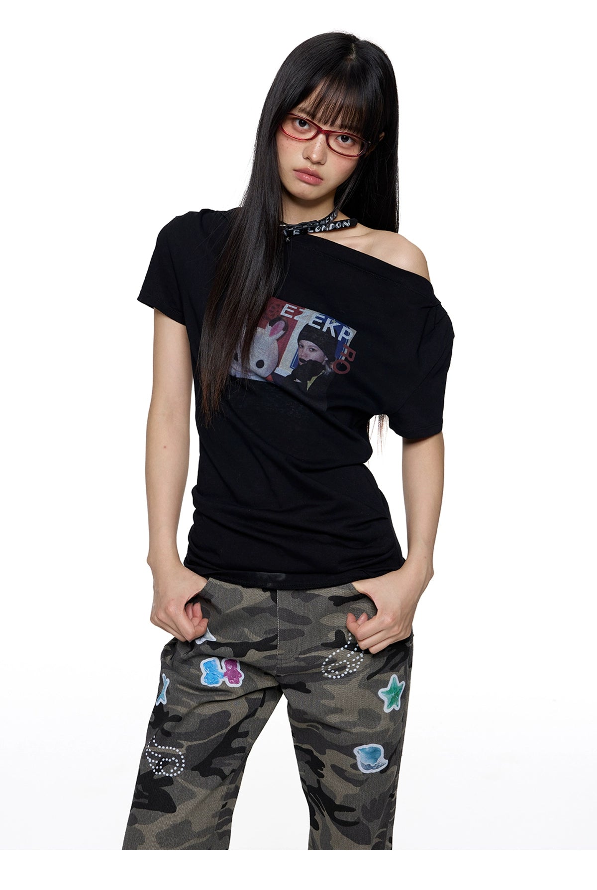 EZEK One-word Shoulder Half-sleeve Off-the-shoulder Tee