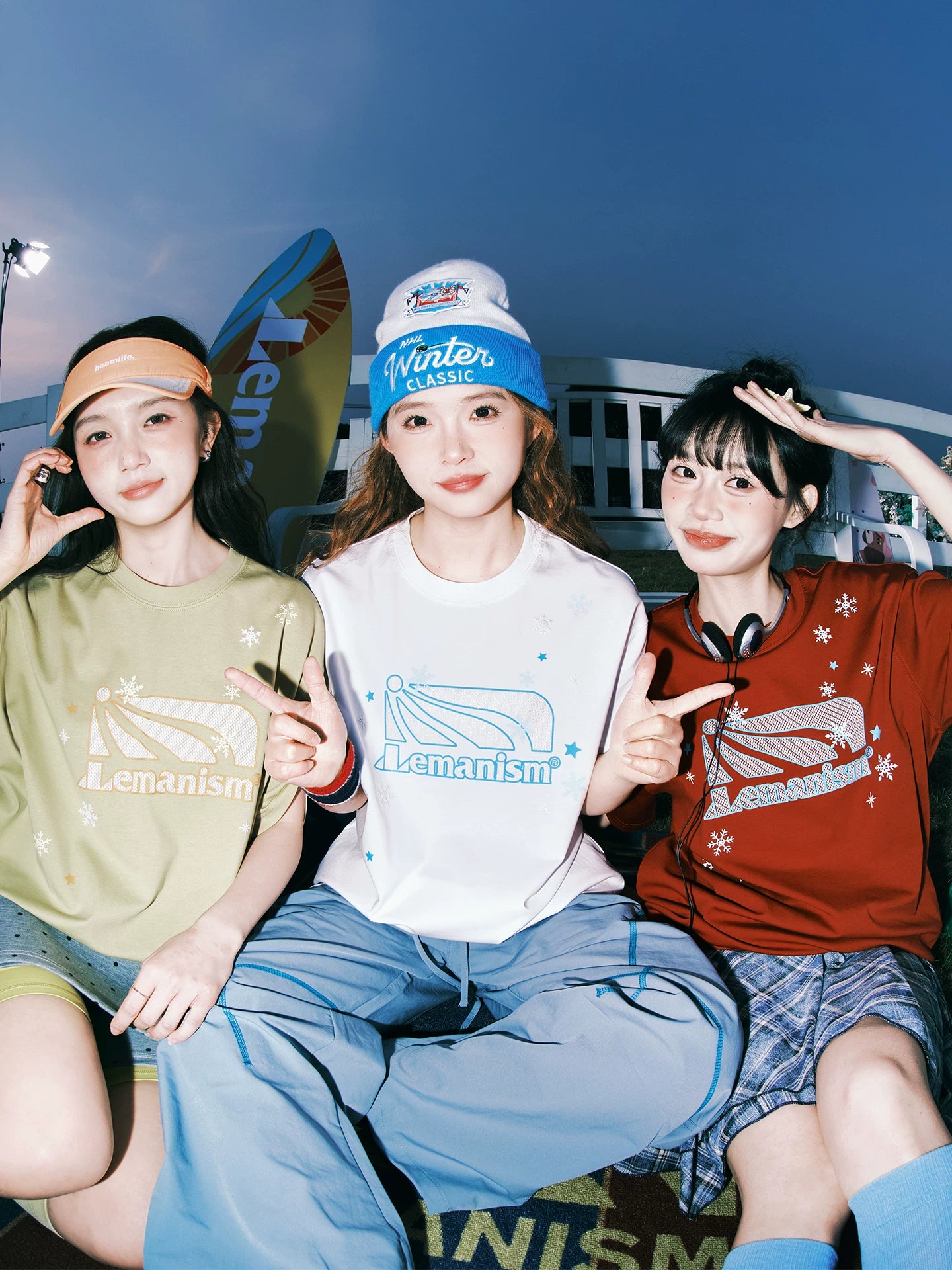 Lemanism Snowflake Print Loose Tee