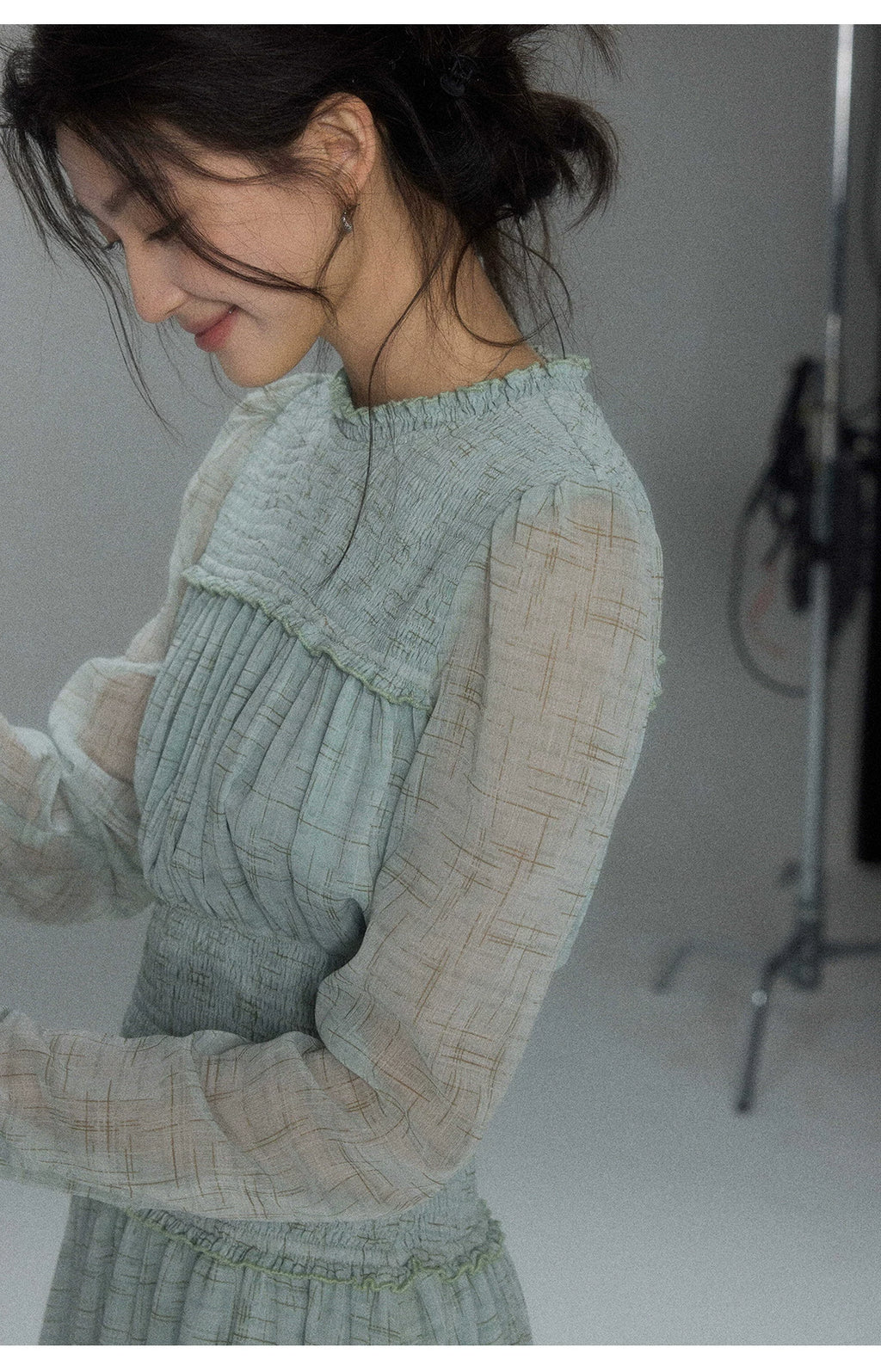 TYANG Retro Waist Long-sleeved Dress