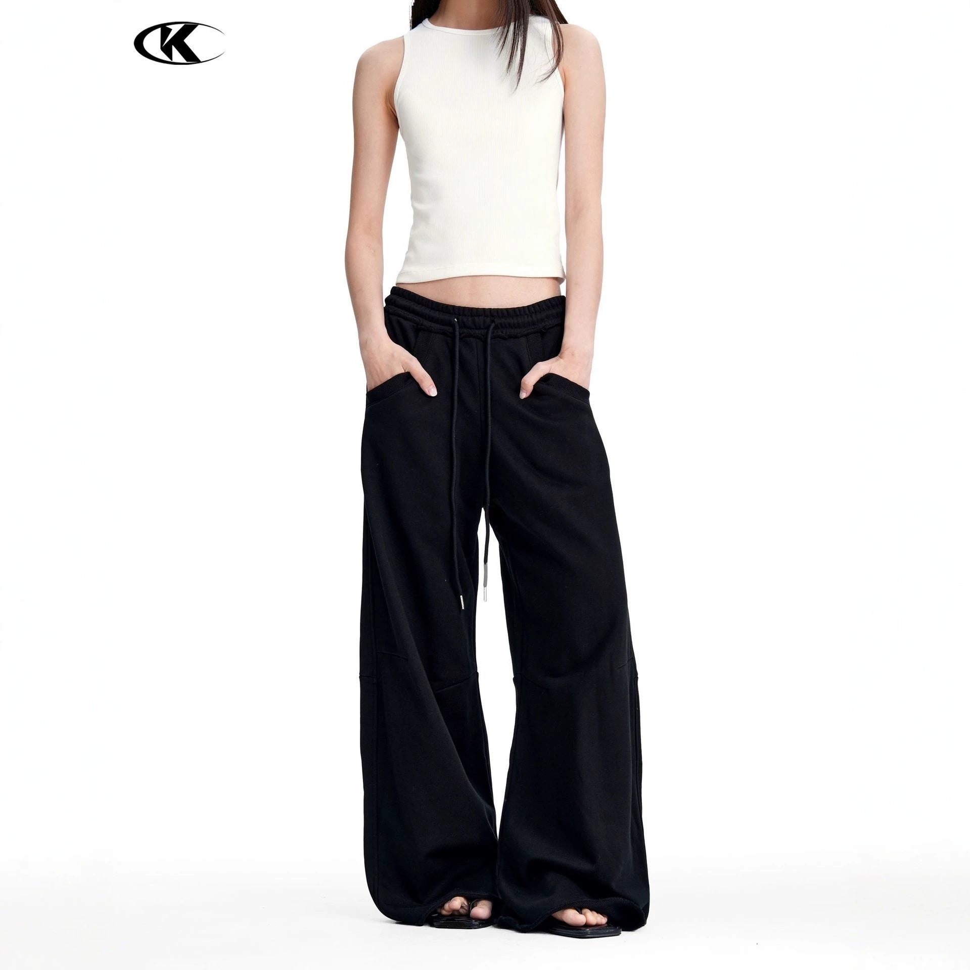 11KN Casual Straight Letter Printed Sweatpants
