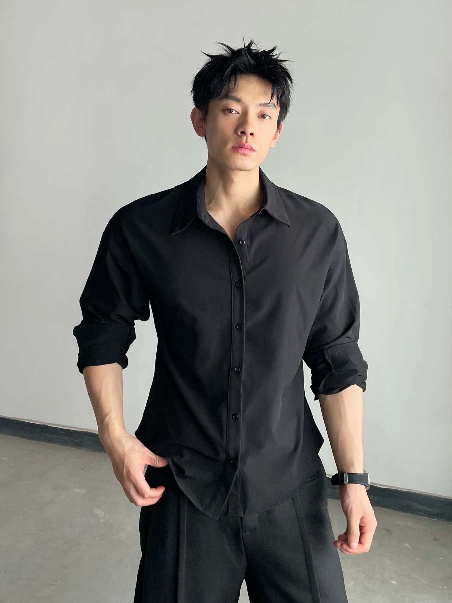 DAY NY Slim-fit Waist Shirt