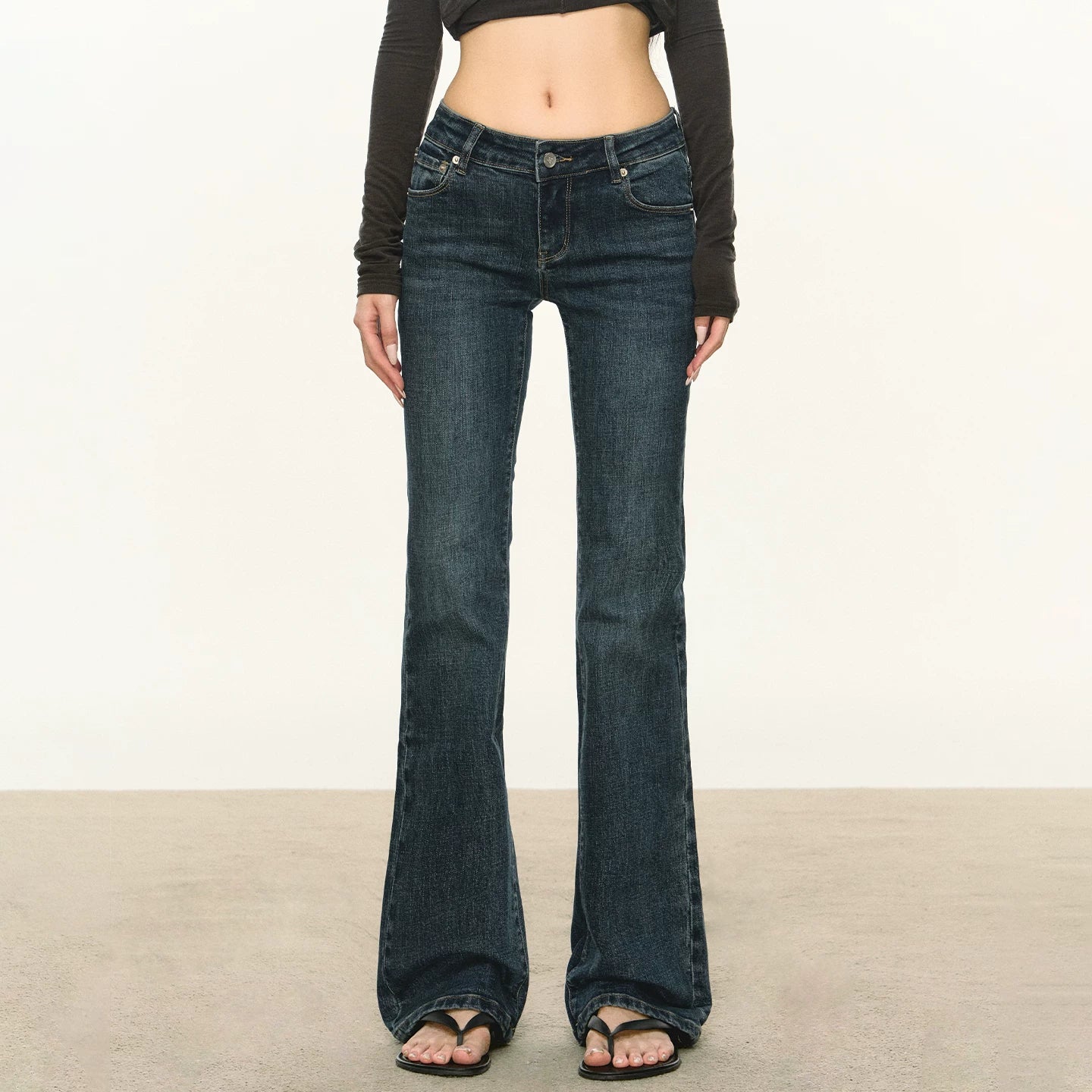 Anna Aneae Design Sense Pull Jeans