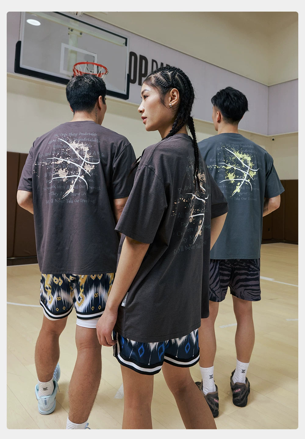 LUSHISI Casual Loose Tee