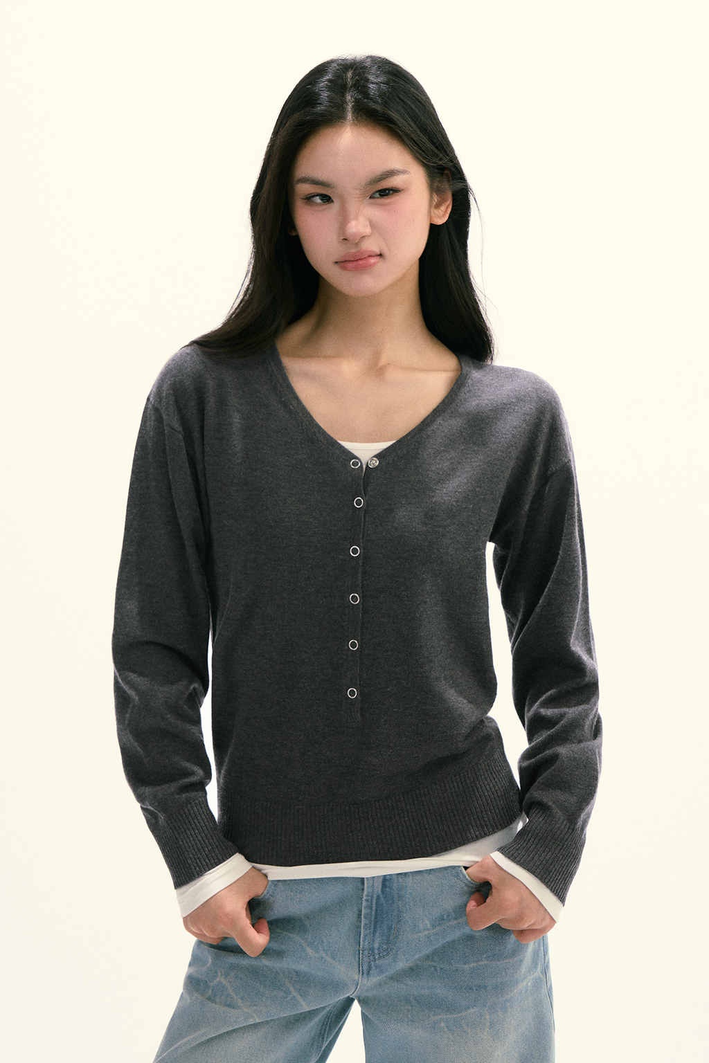 Ariseism Knitted Cardigan V-neck Cardigan