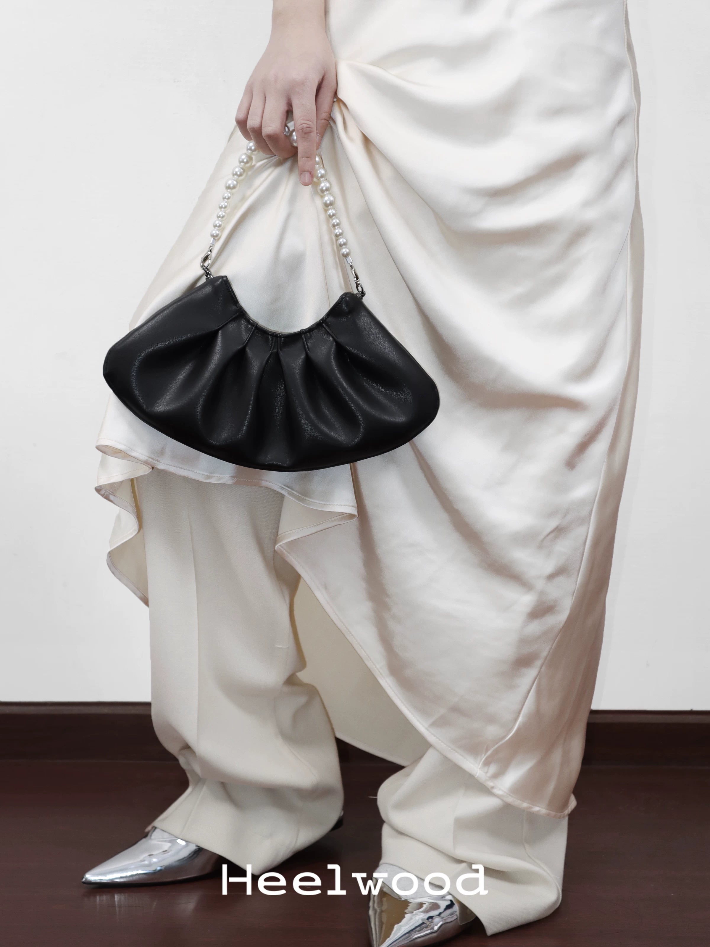 Heelwood Pearl Chain Pleated Messenger Bag