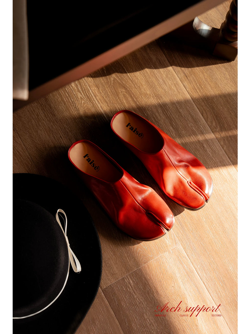 L'aise Retro Outerwear Bag Head and Half Slippers