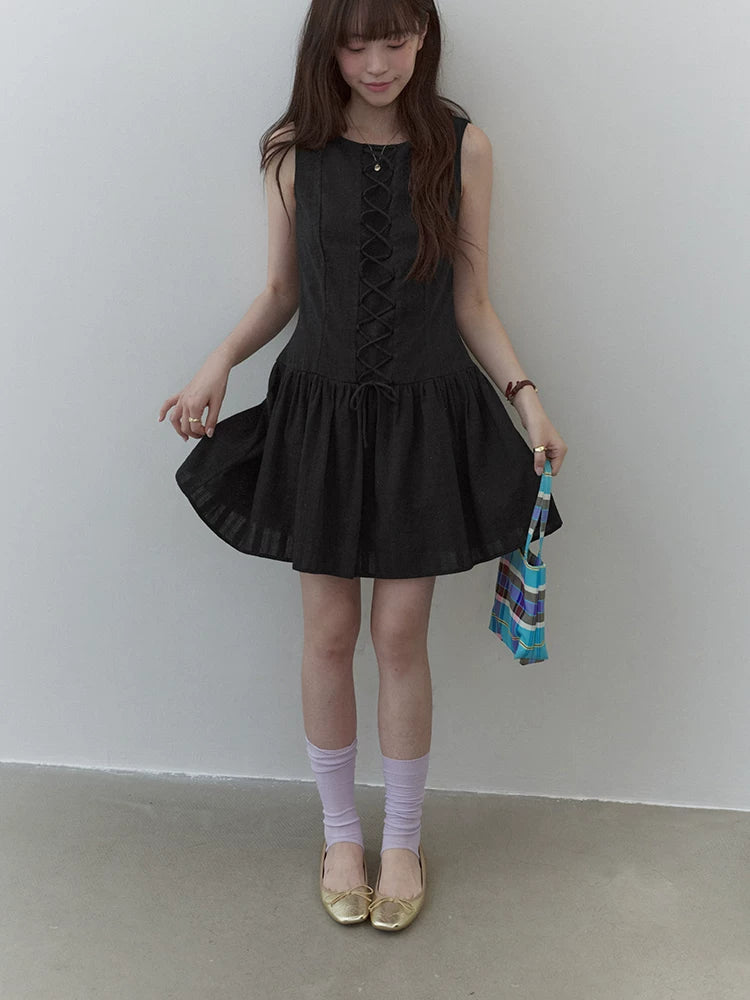 VOOE Drawstring Pleated Dress